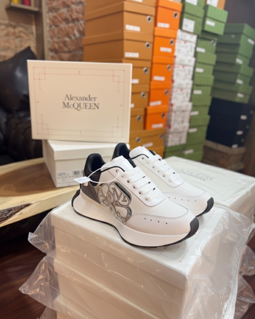 Alexander McQueen Seal Logo Runner Sneaker | White & Black